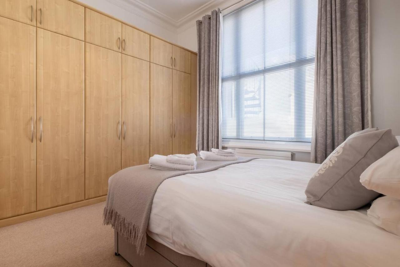 Appartement Spectacular Sea Views! Stylish Apt With Balcony à Hove Extérieur photo